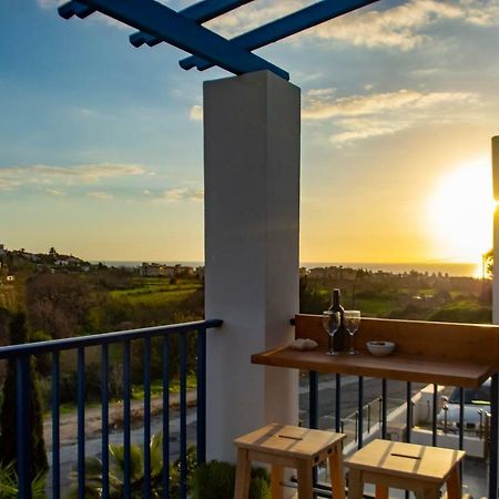 Ron'S Pergola Apartment Paphos Eksteriør bilde